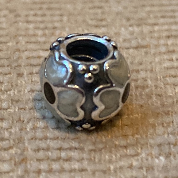 Pandora Daisy White Enamel Charm - Picture 9 of 14